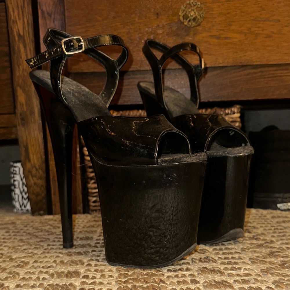 Elegant Black Platform Heels